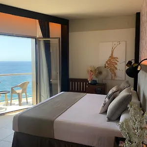 on-aleta-room-designed-for-adults.es-andalucia.com/